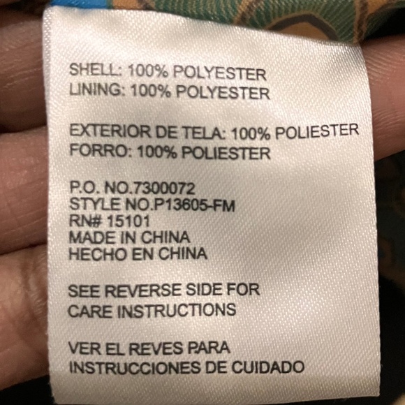 Pink envelopes, Crillion, blue windbreaker jacket - Picture 14 of 15